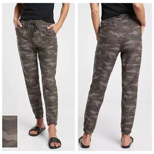 Athleta Farallon Jogger 2 Camo Print Green/Brown